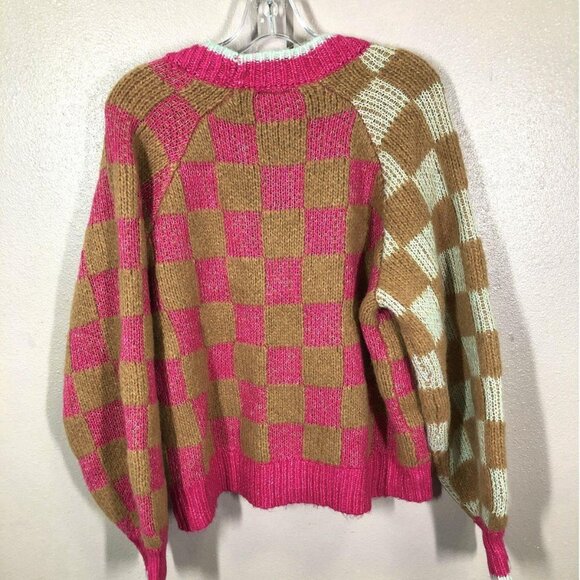 Chunky V-Neck Button Front Cardigan Sweater - Picture 5 of 8